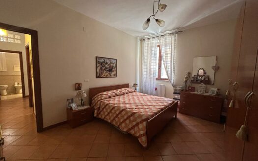 VIA NUZZIELLO – PICCOLO TRILOCALE IN OTTIMO STATO