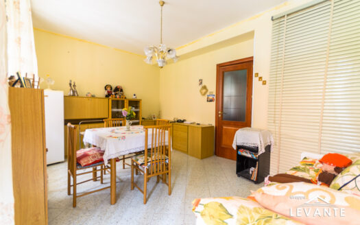 VIA RAFFA – APPARTAMENTO CON GIARDINO – LIBERO SUBITO